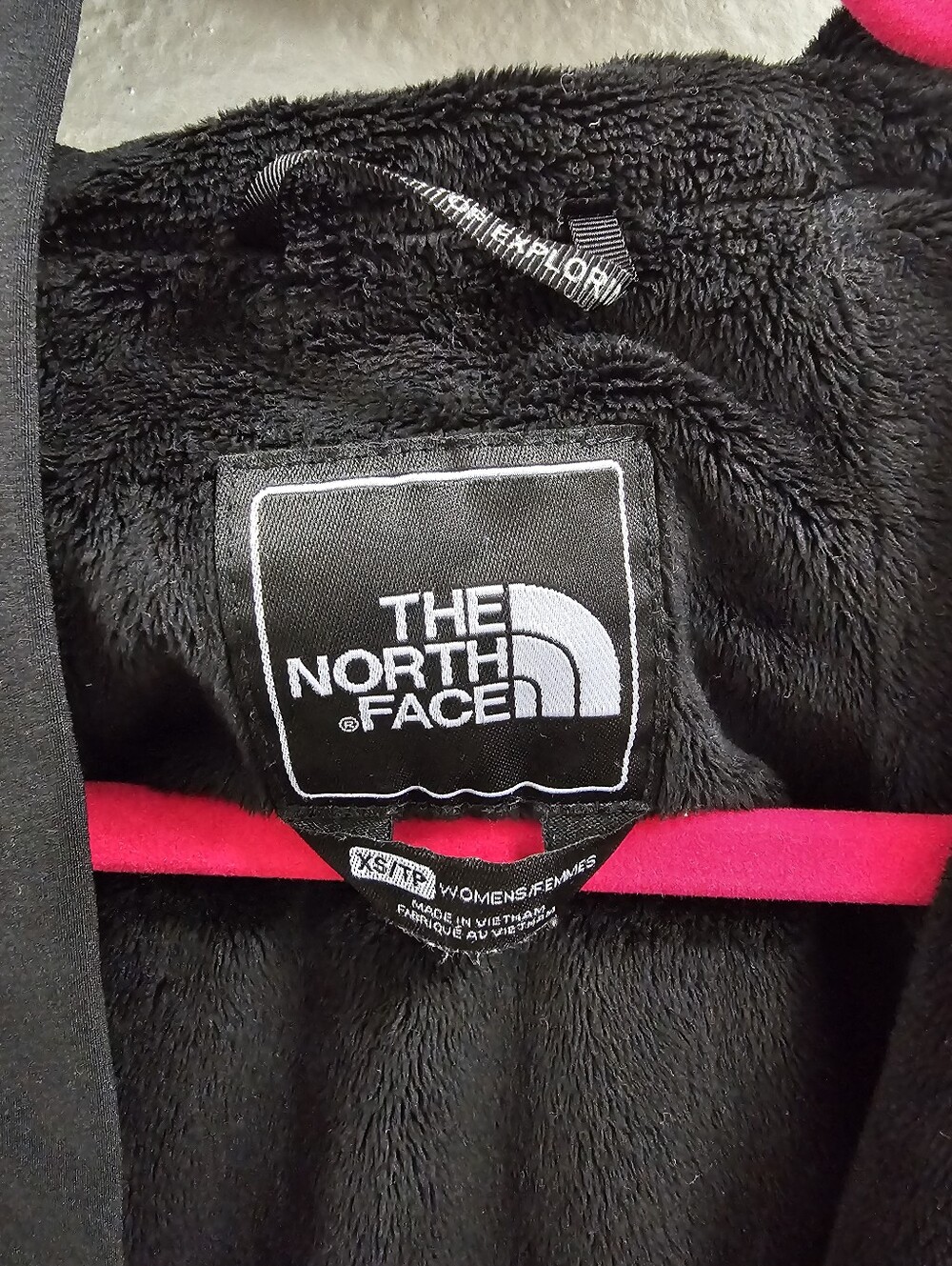 The North Face Womens Black Hooded Softshell Jacket - Picture 2 of 5